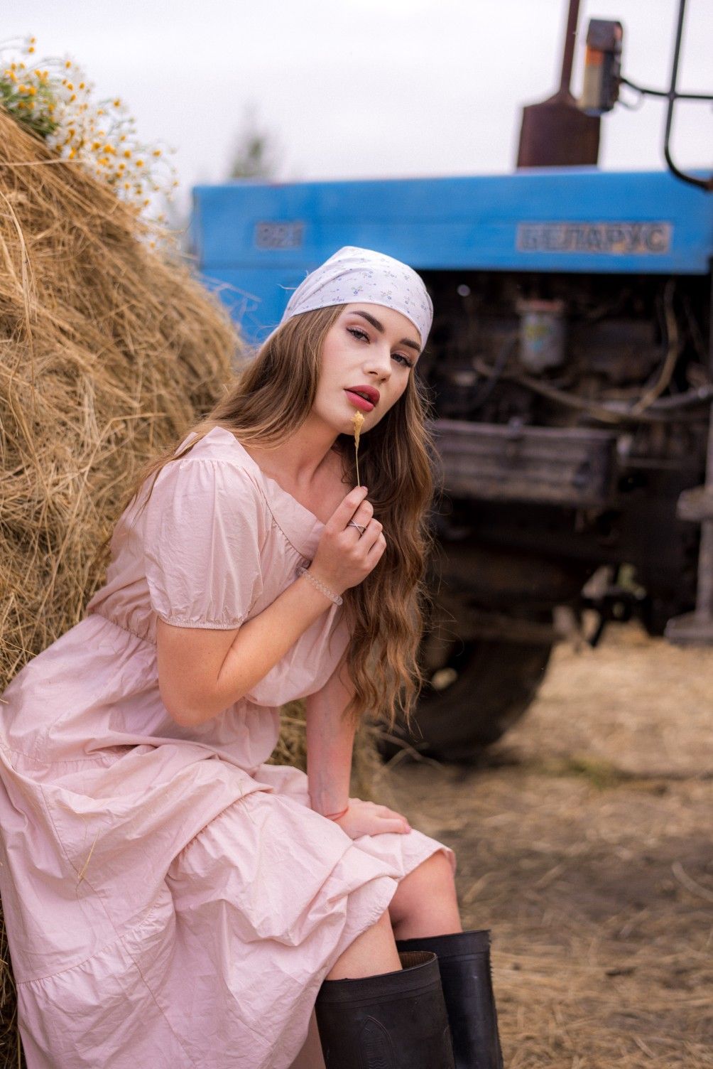 Underwear Slavic women in Vadodara