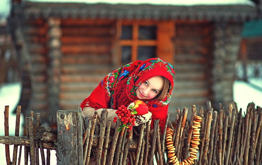 Sexy girl Women in Slavic costumes in Vadodara